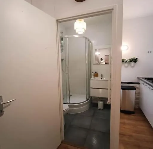 Calme Et Lumineux Pres De La Gare Daire *